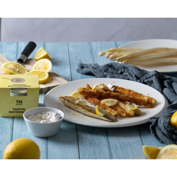 Gegrillter Fish mit paniertem weißen Spargel - 